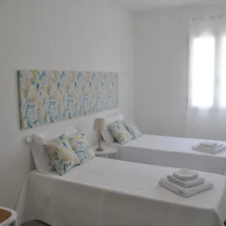 Casa Lory - Con 2 In Centro Abitato *
